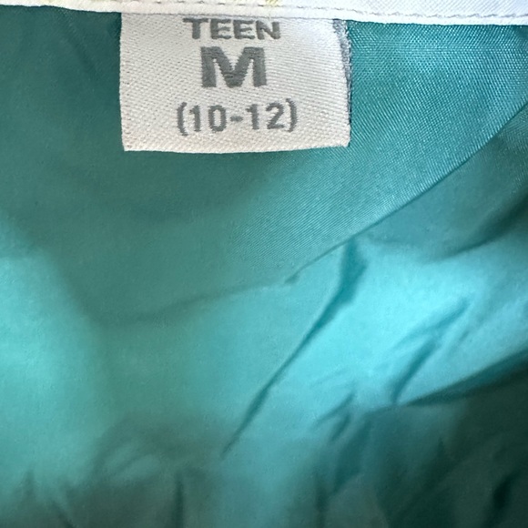 Excellent condition. Obermeyer Girls ski jacket. Size 10/12. - Picture 6 of 6